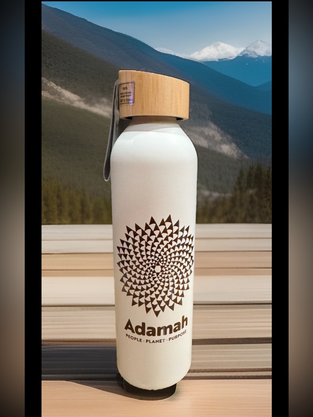 Adamah stainless steel white water bottle with bamboo lid: NEW